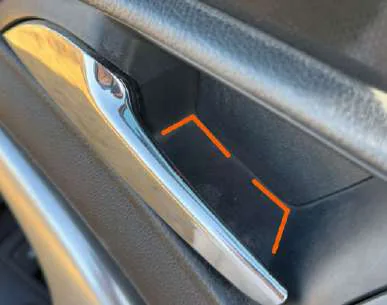 Door handle recess